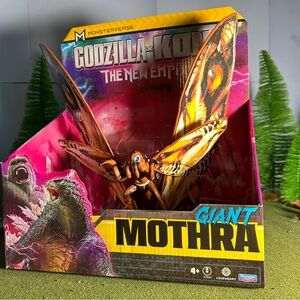 Godzilla x Kong The New Empire. Giant Mothra